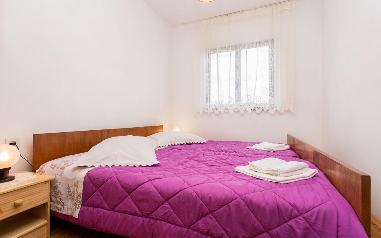 Apartman Broznic Šilo Exteriör bild