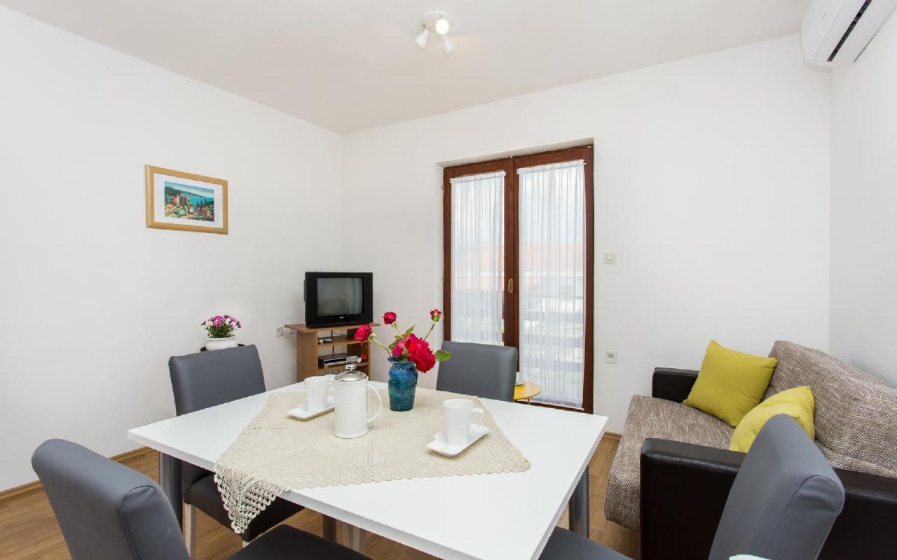 Apartman Broznic Šilo Exteriör bild