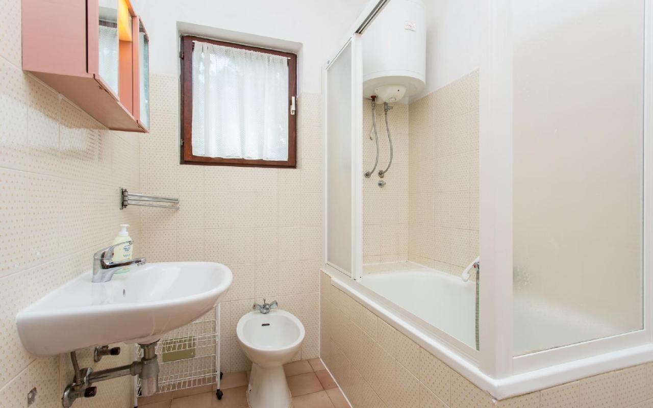 Apartman Broznic Šilo Exteriör bild