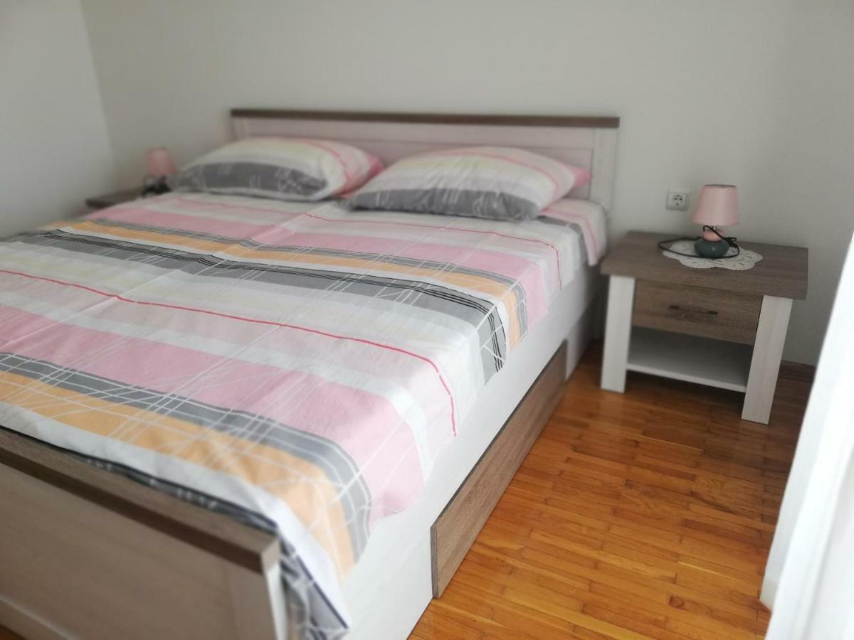 Apartman Broznic Šilo Exteriör bild